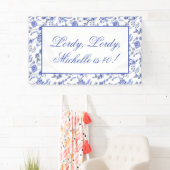  blauw-witte Floral Lordy 40 Birthday Spandoek (Insitu)