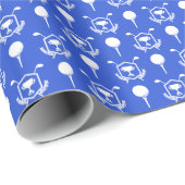 Blauw-witte golfballen en -clubs cadeaupapier (Rol Hoek)