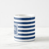 Blauw-witte nautische strepen Monogram Koffiemok (Center)
