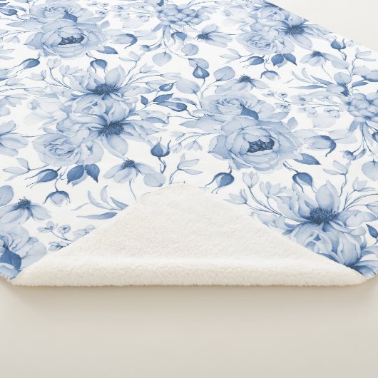 Blauw-witte pioenen en bloesems Waterverf Sherpa Deken (3/4)