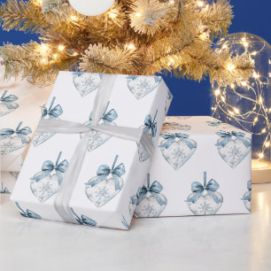 Blauw Witte Sneeuwvlokken Strikken Harten Kerstmis Cadeaupapier