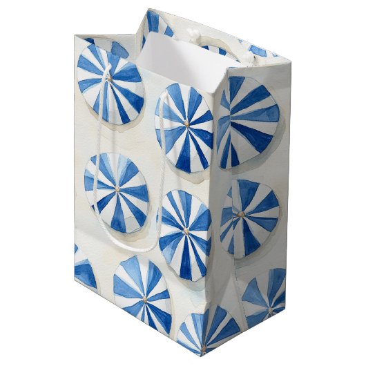 Blauw Witte Strandparasols Bruidsdouche Medium Cadeauzakje (Voorkant Gekanteld)