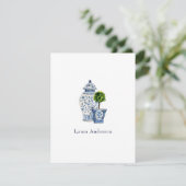Blauw-witte urn en topiaire plat bedankkaart (Staand voorkant)