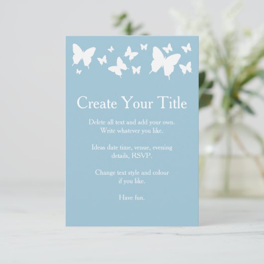 Blauw-witte vlinder huwelijksuitnodiging kaart (Staand voorkant)