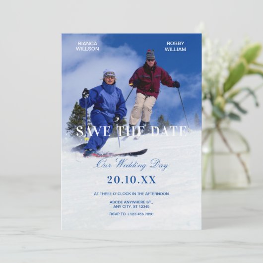 Blauw witte winter ski huwelijksfoto save the date (Staand voorkant)