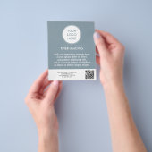 Blauw Zakelijk Logo QR Code Sjabloon Flyer (Hand)