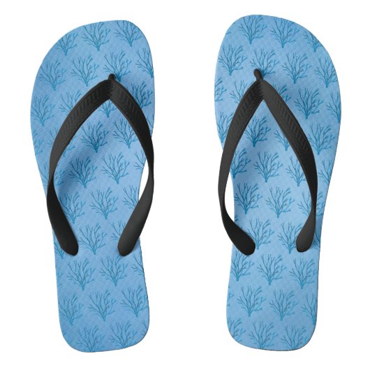 Blauw zee boomkoraalpatroon op blauwe achtergrond teenslippers (Voetbed)