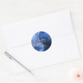 Blauw, zilver & wit vrolijk kerstfeest ronde sticker (Envelop)