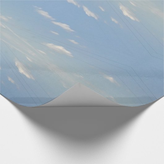 blauw zonlicht en lichtwolken gespiegeld cadeaupapier (Hoek)
