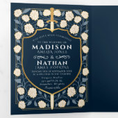 Blauw Zwaard & Schild Middeleeuwse Fantasie Bruilo Drieluik Uitnodiging (Binnenzijde eerst)