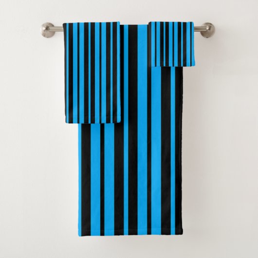 Blauw Zwart Verticaal Streepjespatroonontwerp Bad Handdoek (Insitu)