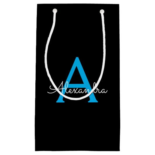 Blauw Zwarte Script Meisjesachtige Monogram Naam Klein Cadeauzakje (Voorkant)