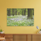 Blauwbellen en eikenbomen in de lente, kleine hagl canvas afdruk (Insitu (Woonkamer))