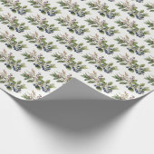 Blauwbessen en bloesems op wit cadeaupapier (Hoek)