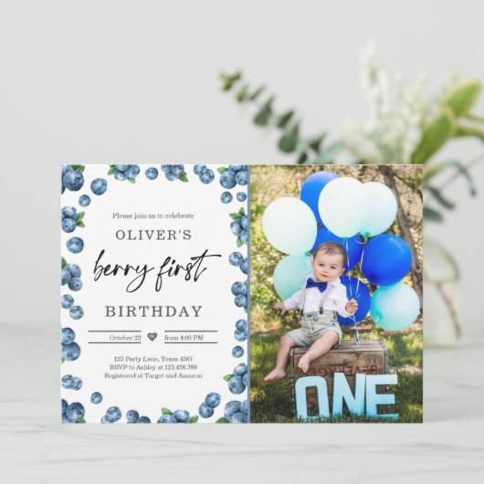Blauwbessen op de eerste dag van de geboorte kaart (Staand voorkant)