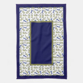 Blauwbessen op keukenhanddoek aan de wijngrens (Verticaal)