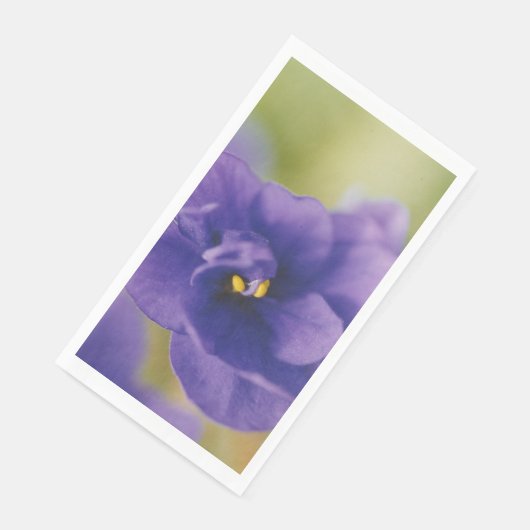 Blauwbloeiende bloem van Violet Saintpaulia Zoomed Servet (Hoek)