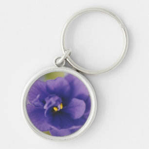 Blauwbloeiende bloem van Violet Saintpaulia Zoomed Sleutelhanger