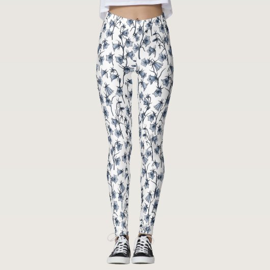 Blauwbloemen, haarklokken, bloemen leggings (Voorkant)