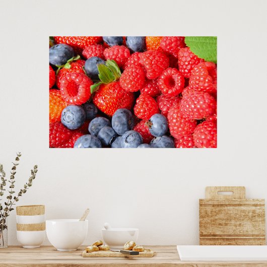 Blauwe aardbeien en frambozen poster (Keuken)