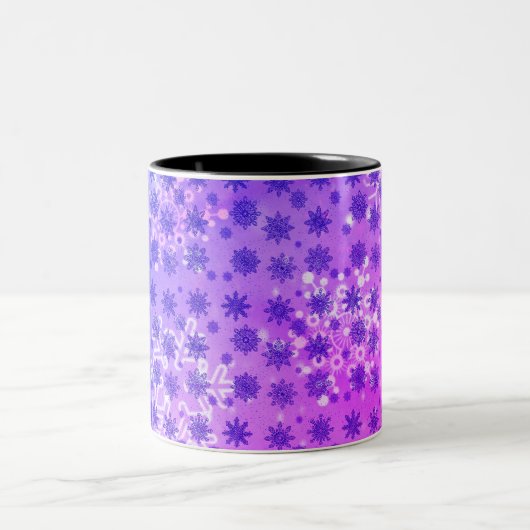 Blauwe Abstracte geometrische sneeuwvlokken Roze B Tweekleurige Koffiemok (Center)