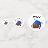 Blauwe afstudeerhoed op een voetbal confetti (Voorkanten)