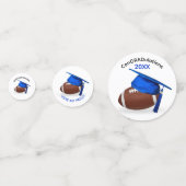 Blauwe afstudeerhoed op een voetbal confetti (Achterkanten)