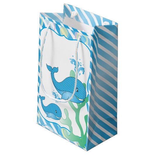 Blauwe Baby Boy Whale Klein Cadeauzakje (Achterkant Gekanteld)