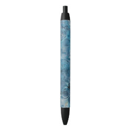 Blauwe batik met ronddraaipen zwarte inkt pen