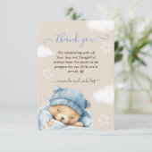 Blauwe beer op de wolken Baby jongen douche Bedankkaart (Staand voorkant)