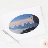 Blauwe berg zonsondergang landschap illustratie ovale sticker (Envelop)