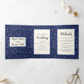 Blauwe bergen en bomen foto winter bruiloft drieluik uitnodiging (Binnen)