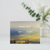 Blauwe bergen en zonsondergangshorizons redden de  aankondigingskaart (Staand voorkant)