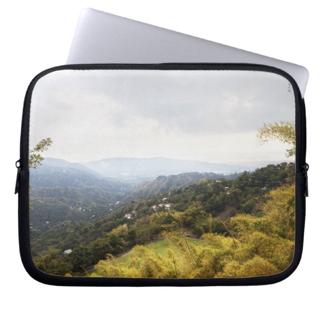 Blauwe bergen op Kingston Laptop Sleeve (Voorkant)