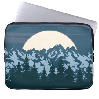 Blauwe berglandschap laptop sleeve