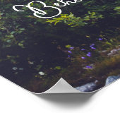 Blauwe bergtoppen en een vallei poster (Hoek)