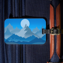 Blauwe bergtoppen landschapsillustratie bagagelabel