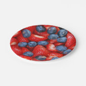 Blauwe bessen en aardbeien papieren bordje (Gekanteld)