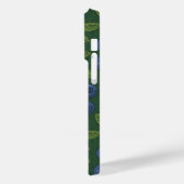 Blauwe bessen op donkergroen Case-Mate iPhone case (Achterkant / Links)