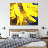Blauwe bijen op geel zonnebloemkorendoek canvas afdruk (Insitu (Slaapkamer))