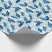 Blauwe bladeren en witte bloemen naadloze patroond cadeaupapier (Hoek)