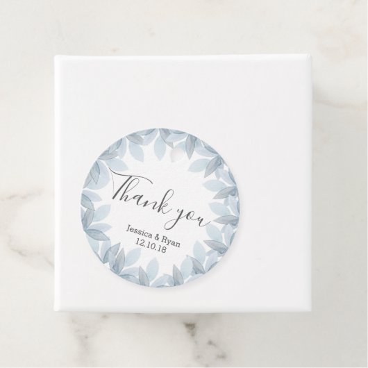 Blauwe bladeren gepersonaliseerde trouwcirkel favo bedankjes labels (In situ)