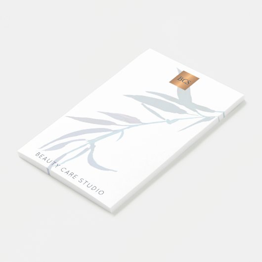 Blauwe bladeren metaalachtig goud koper monogram post-it® notes (Schuin)