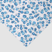 Blauwe bladeren op wit tissuepapier (Detail)