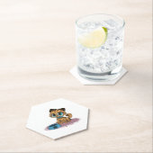 BLAUWE BLAUWE GEOOGDE KITTEN OP EEN PAARS MAT KARTONNEN ONDERZETTERS (Insitu)