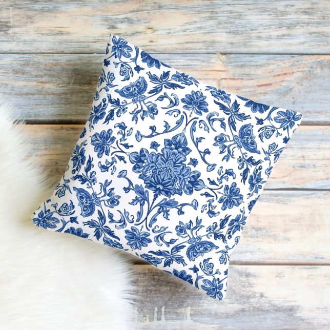 Blauwe Bloem Chinoiserie Witte Waterverf Kussen (Creator heeft geüpload)