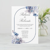 Blauwe bloem Elegante bruiloft uitnodiging in het  (Staand voorkant)