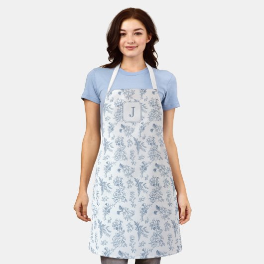 Blauwe Bloem Franse Toile Maatwerk Monogram Schort (Gedragen)