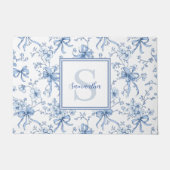 Blauwe Bloem Franse Toile Monogram Naam  Deurmat (Voorkant)