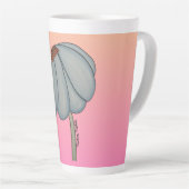 Blauwe bloem met roze achtergrond latte mok (Rechterhoek)